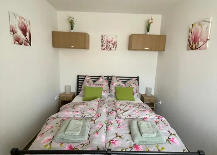 Magnolia Apartmam * Hegykő